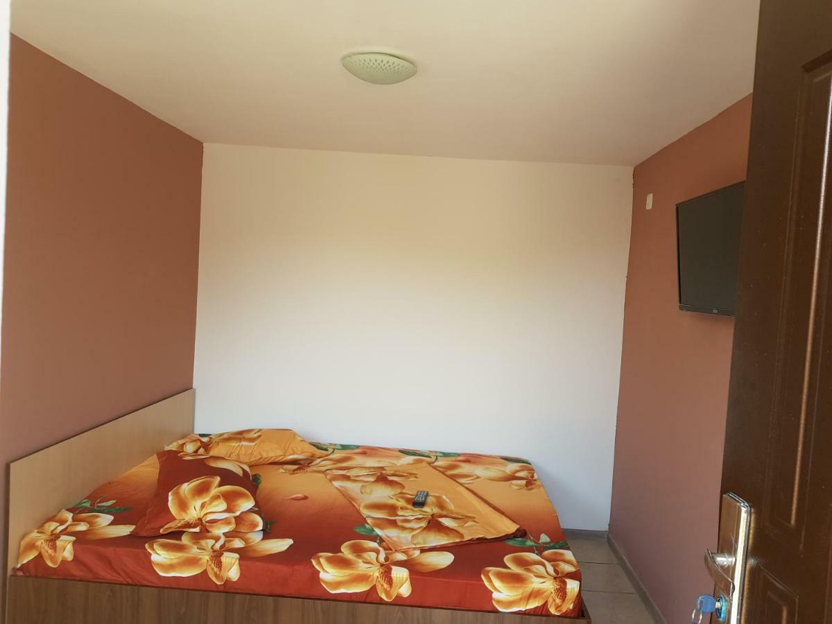 Hotel Cazare Balliu Corbu  Exteriér fotografie